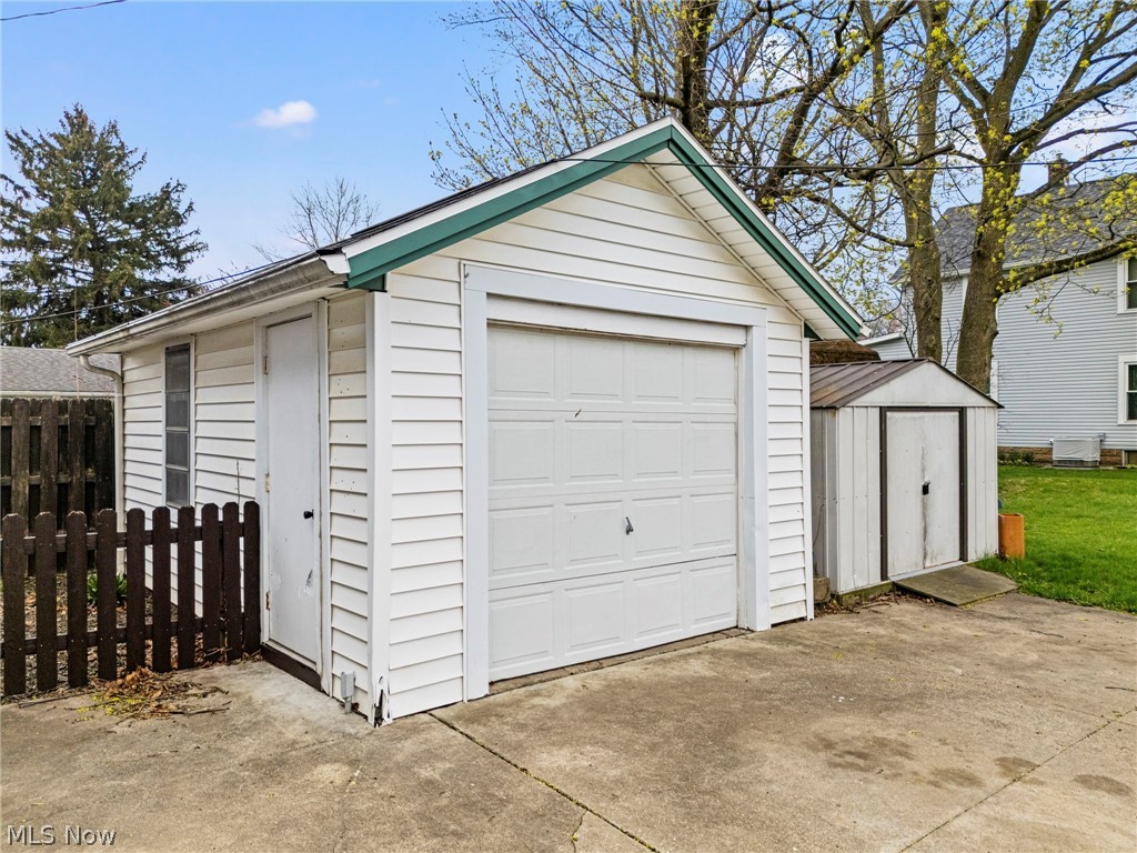 Edward S Slingluffs Second Add - Residential