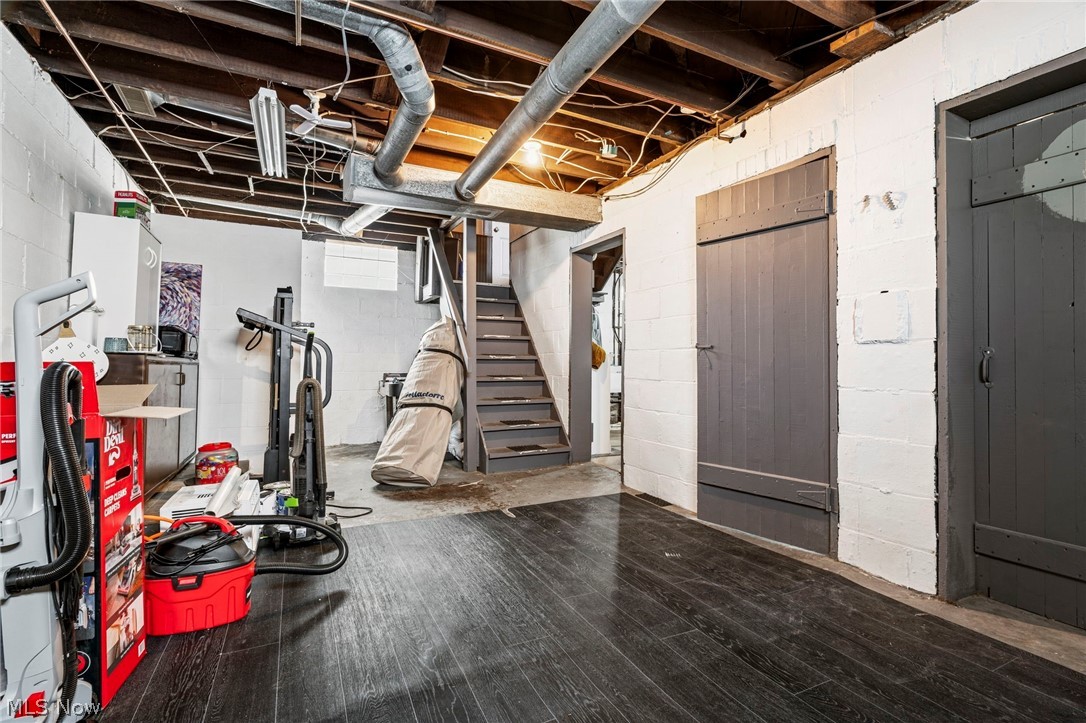 Edward S Slingluffs Second Add - Residential