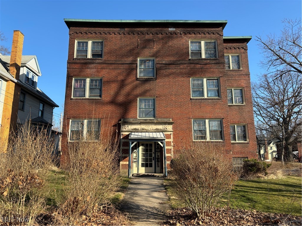 City/Youngstown - Residential Income