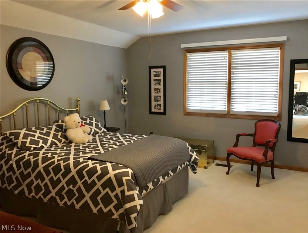 Villas At London Square Condo - Residential