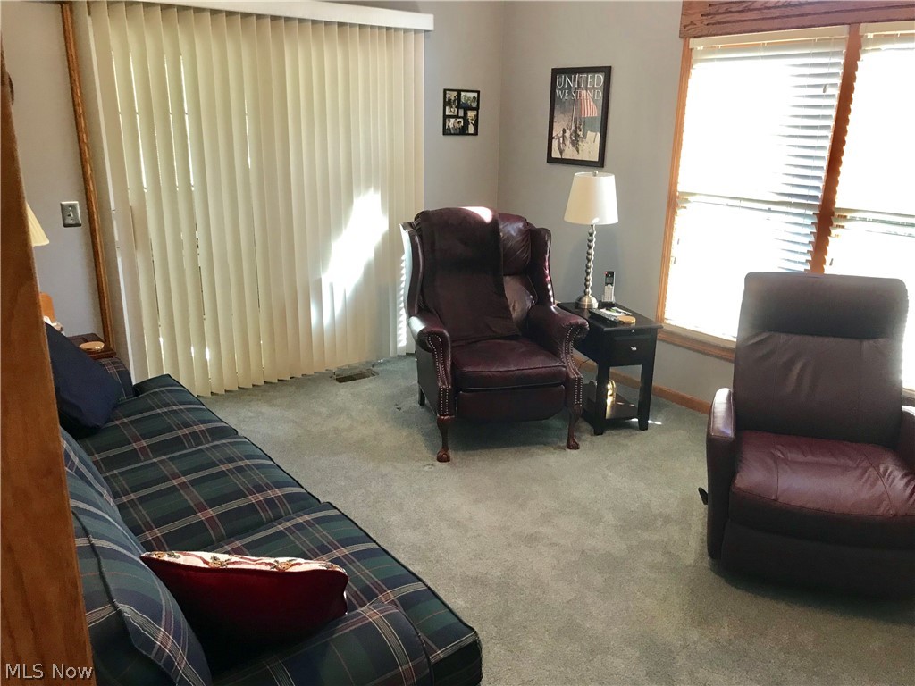 Villas At London Square Condo - Residential