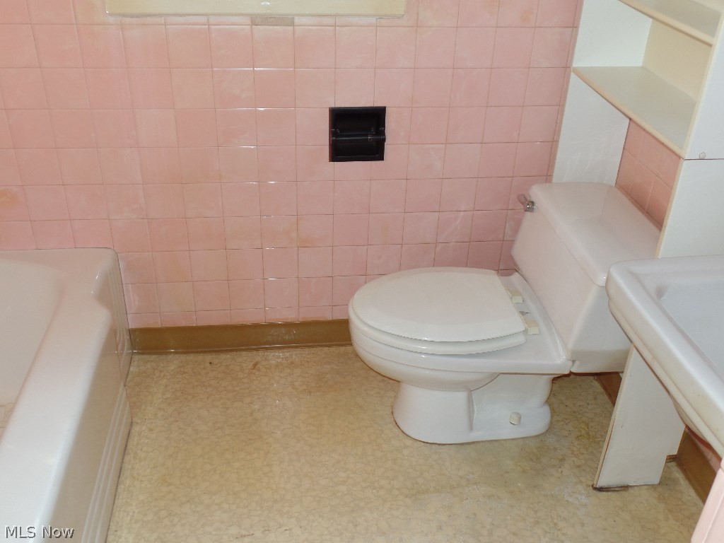 Elmwood - Residential