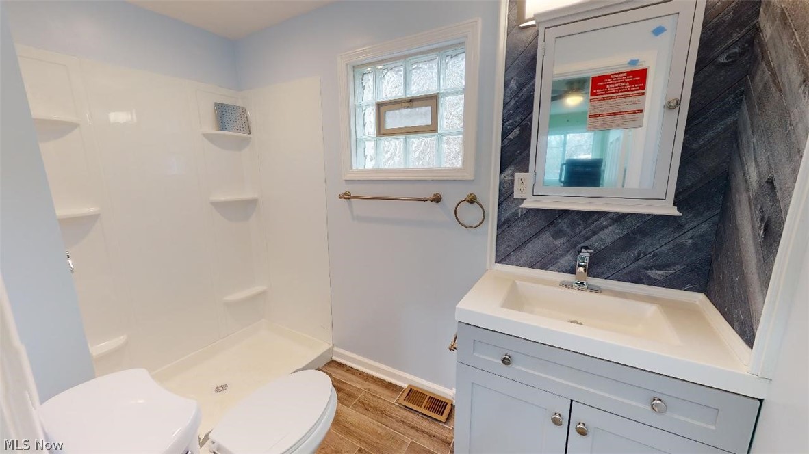 C W Moses - Residential