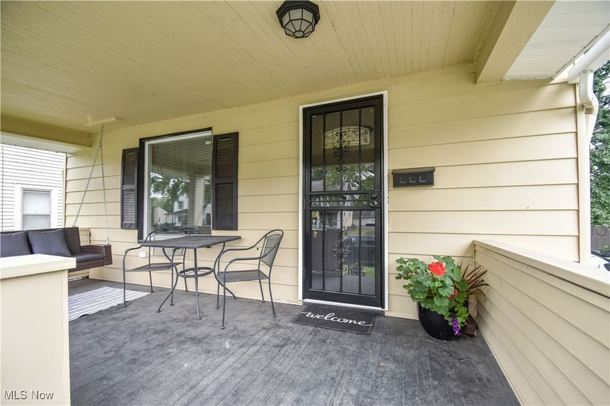 Welcome to 187 Kenilworth Ave NE, a delightful 4-bedroom, 2-bathroom home located in Warren, Ohio. This charming home features over 1,300 square feet of living space with a cozy, inviting atmosphere. Step inside to find a spacious living room filled with natural light, offering the perfect space to relax and unwind. The stone wall offers the perfect touch to the fireplace. The adjacent dining area flows seamlessly into the kitchen, which features new stainless-steel appliances. The first-floor master bedroom has a full bath en-suite. There are three bedrooms located on the upper level. The bathroom on the upper level has been updated with modern fixtures and a classic design. The full basement provides ample storage and potential for additional living space or a home gym. Located just minutes from downtown Warren, this home is close to schools, shopping, and dining, with easy access to major highways. Don’t miss the opportunity to make this your new home!