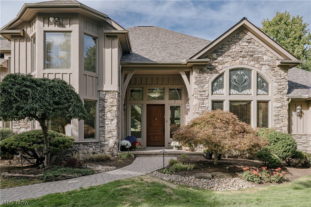 5 Brandon Court