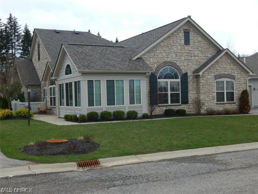 NEW CONSTRUCTION! Amazing 3 bedroom condo with 2 full baths. Vaulted ceiling and open floor plan make this a must have. This unit is currently under construction,. Call for more details.