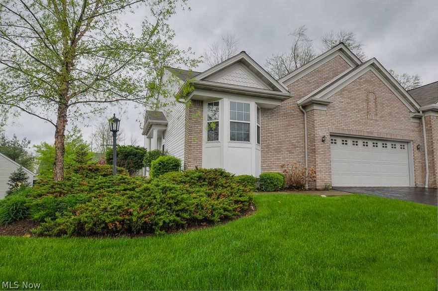 Auburn Lakes- Mock Orange Circle-Original Model 2 bedrooms/2 baths,  full basement w/tie in for bath- new carpet 2014- Sun-room off Living Room- large Eat-in Kitchen plus Formal Dining Room- Master Suite has large bath w/double sinks & soaking tub-Dining Room could also be closed in to make 3rd bedroom-Charming large well maintained condo - move in ready!!!