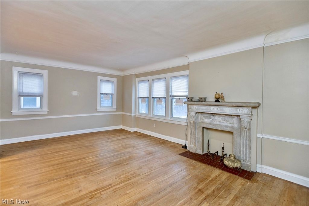 Photo of 2297 Ogontz Avenue, Lakewood, OH 44107 (MLS # 5185570)