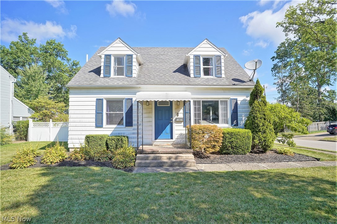 This beautiful three bed two bath home has been loved and cared for by the sellers and it shows! Buyers who are looking for a home that is great for entertaining and conveniently located with shopping dining and entertainment all around it is now available! With updates all through the home and a fenced in backyard this home is ready to go to its new home owners. Do not miss your chance to take a tour of this property before its sold... Call your agent today for a showing.