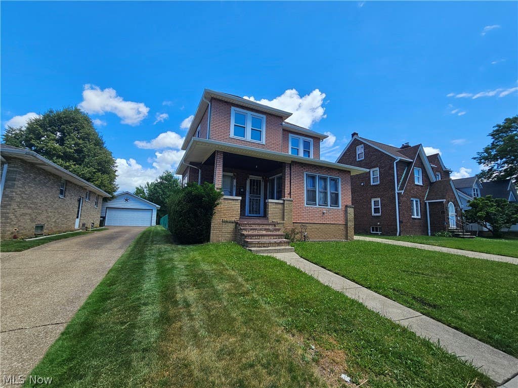 Photo of 875 E 236th Street, Euclid, OH 44123 (MLS # 5219055)