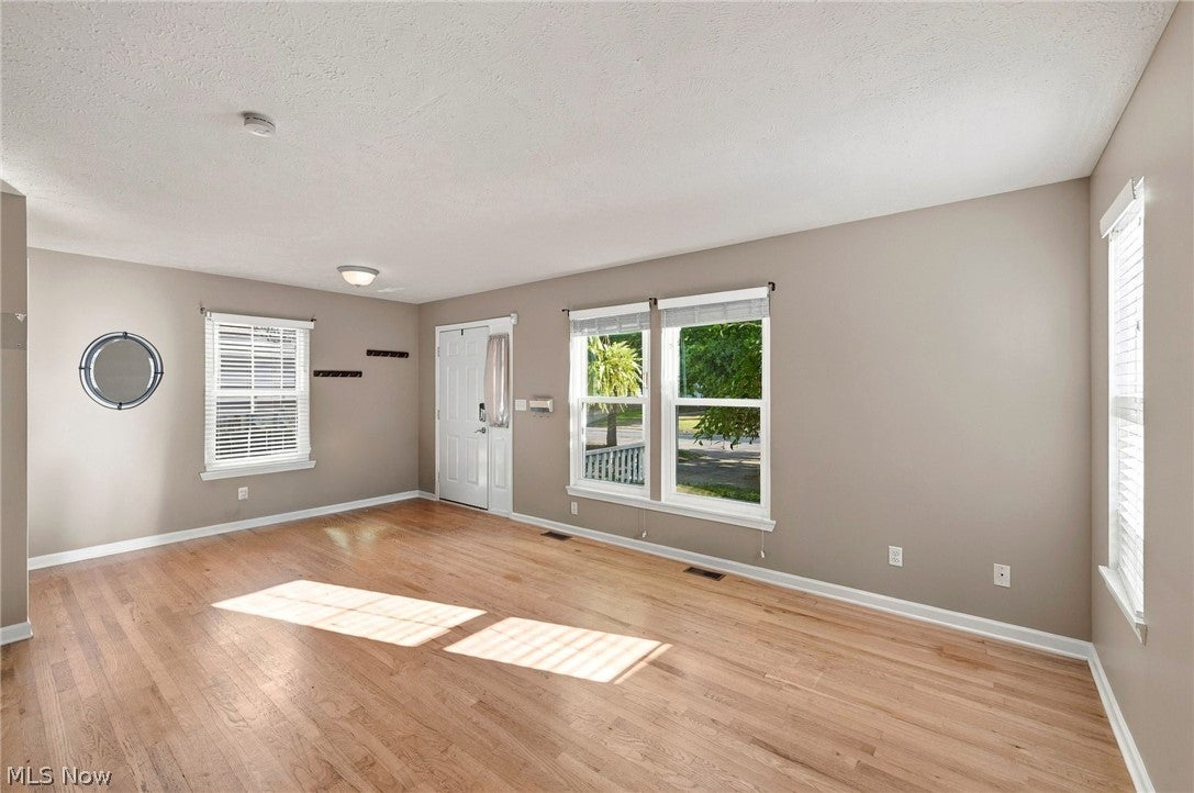 2472 W 5th Street