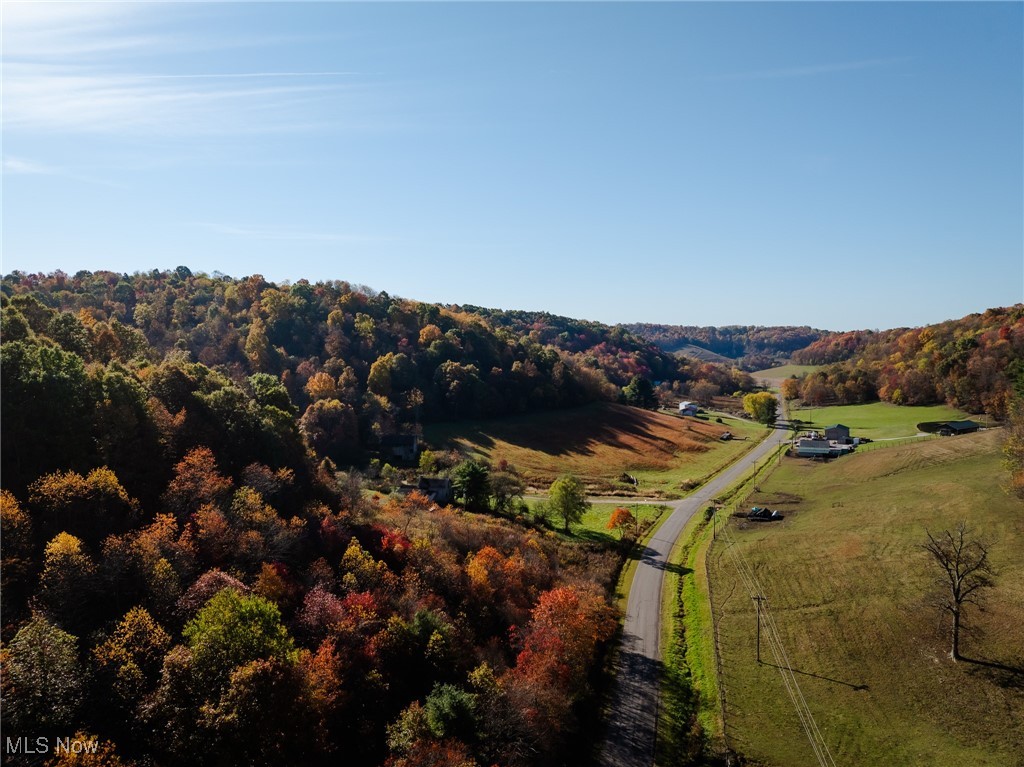 Kedigh Hollow Road, Newcomerstown, Ohio image 3