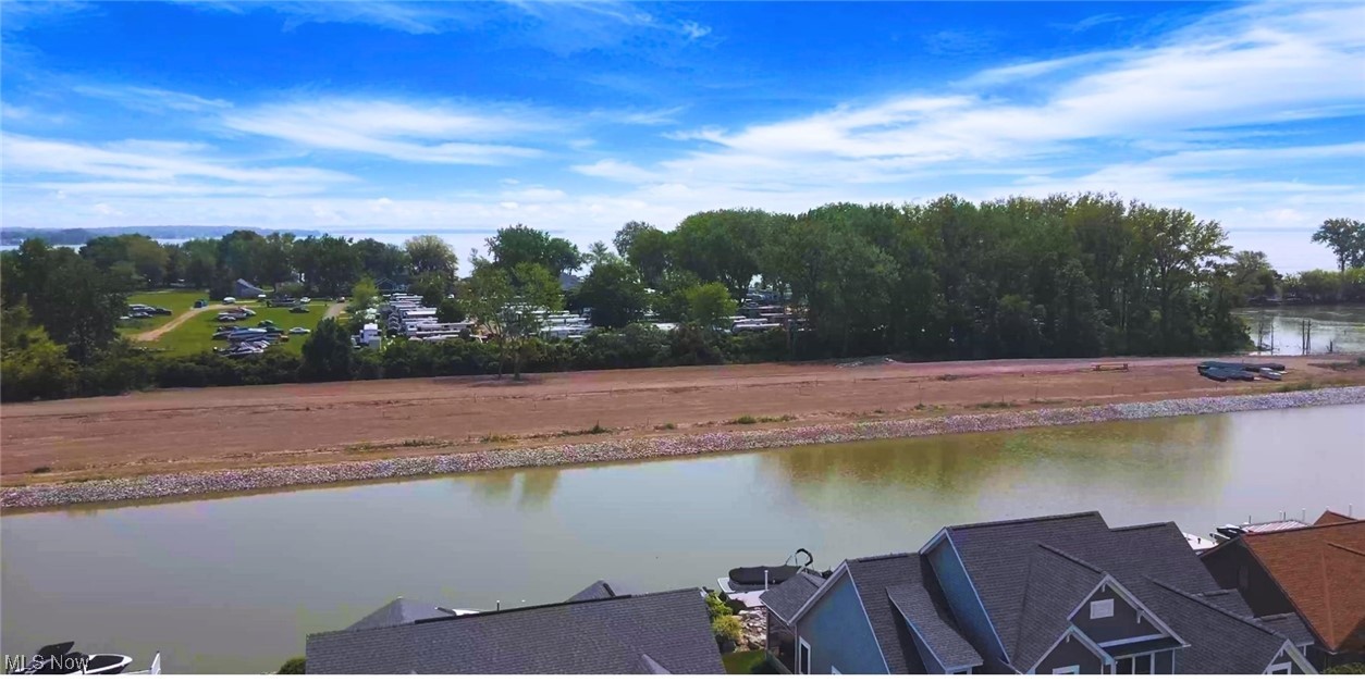 Marblehead Estates & Yacht Club - Land