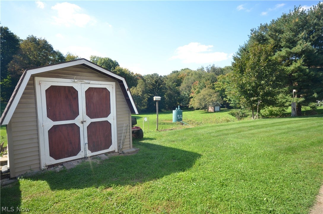 852 Skyside Drive