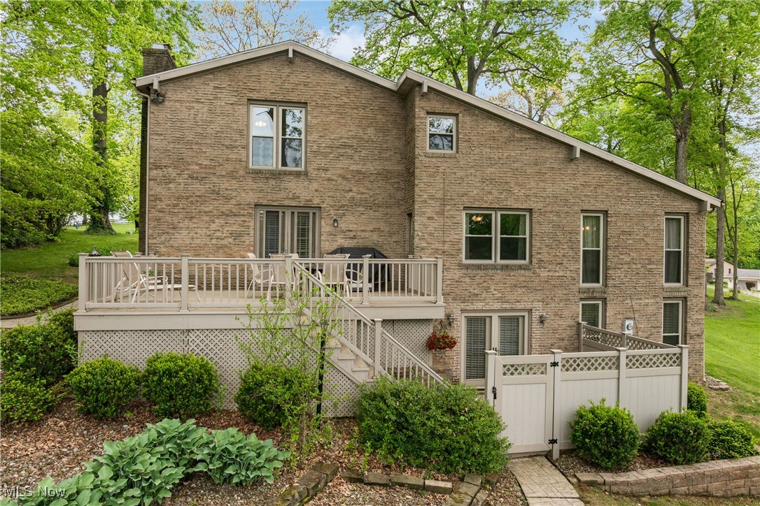2990 Wildridge Drive, Massillon, Ohio image 3
