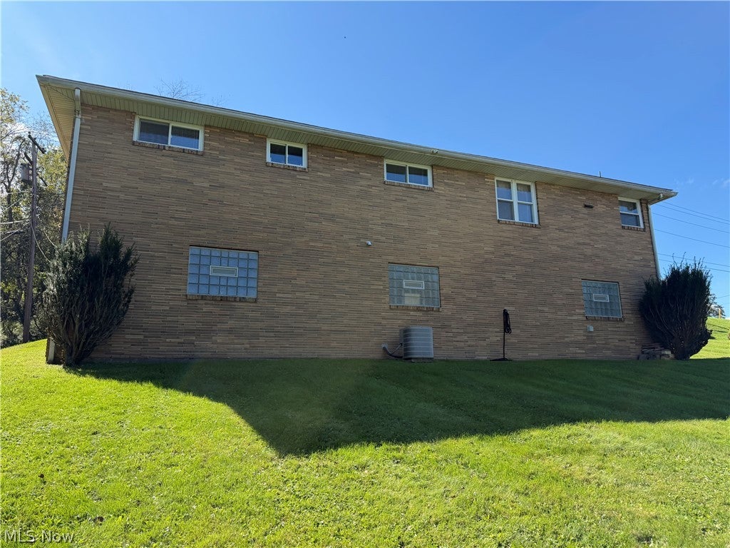 127 St Ann Way