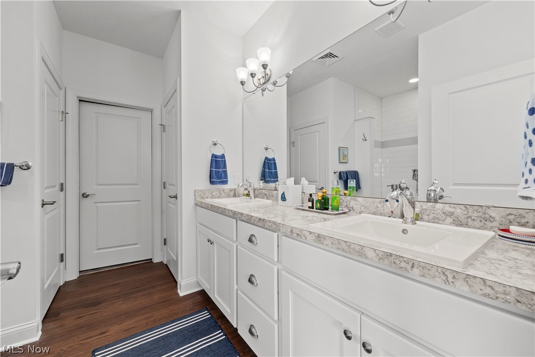 Un 8 Fairway Estates Catawba Isla - Residential