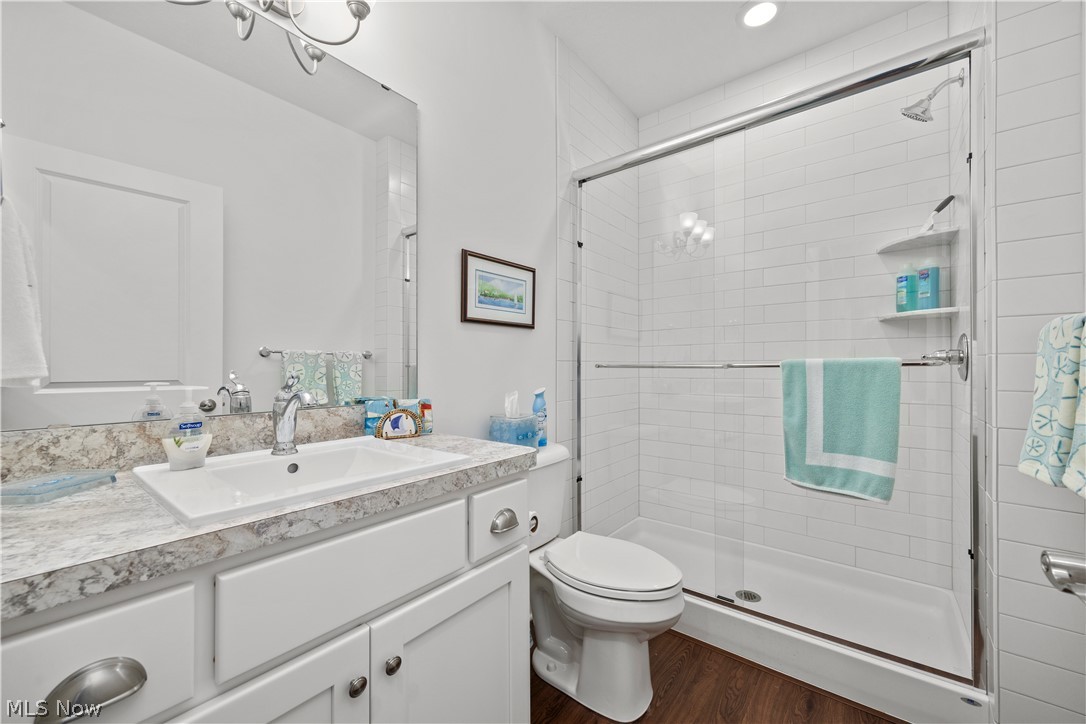 Un 8 Fairway Estates Catawba Isla - Residential