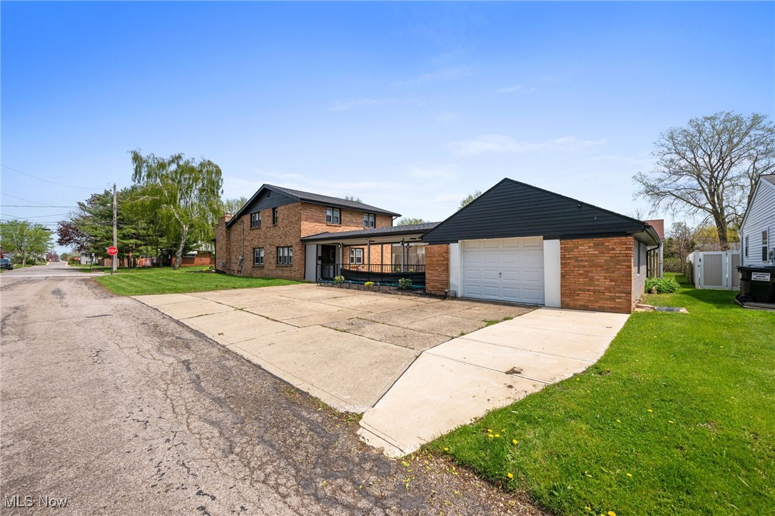 300 Burton Street, Fairport Harbor, Ohio image 32