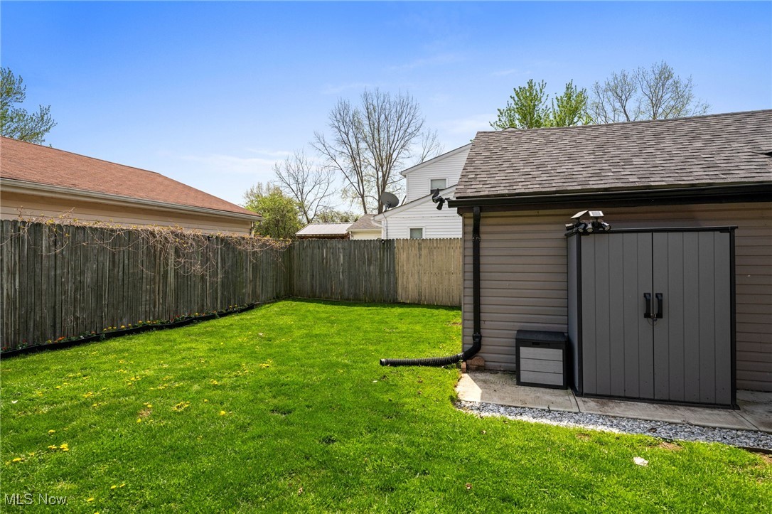 300 Burton Street, Fairport Harbor, Ohio image 30