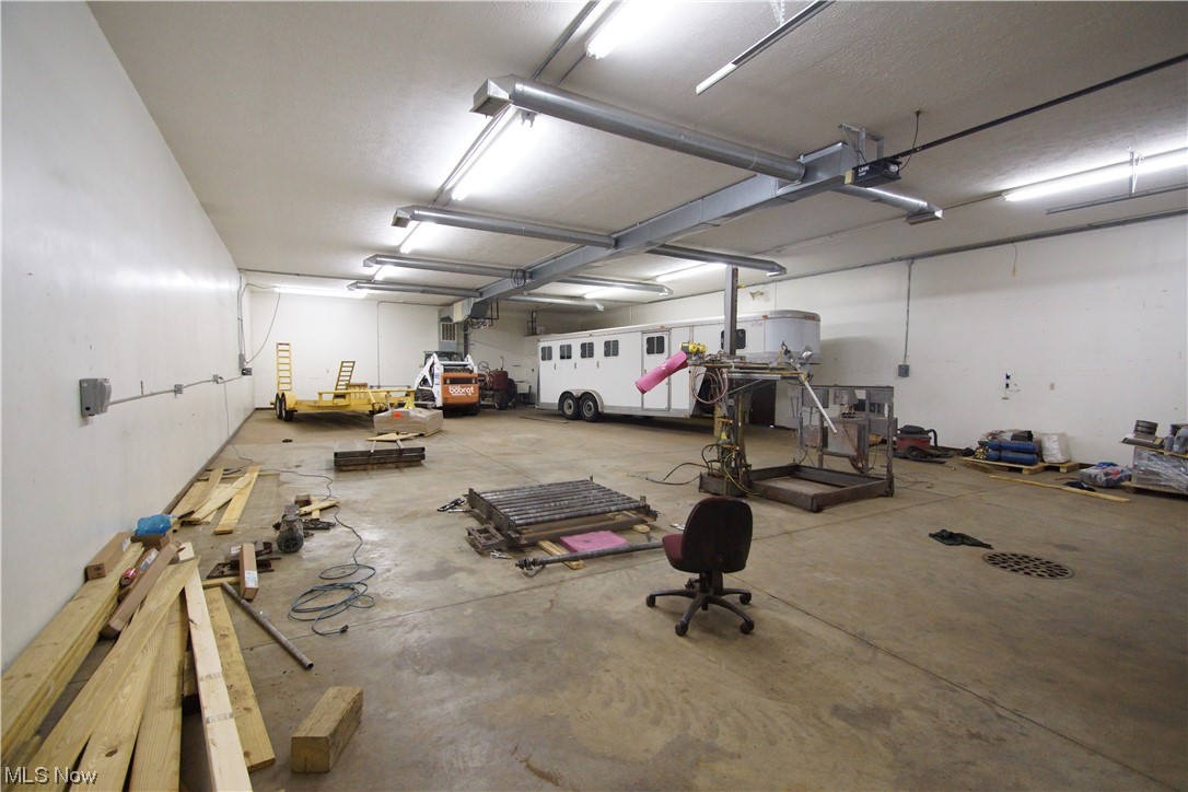 Canton City - Commercial Sale