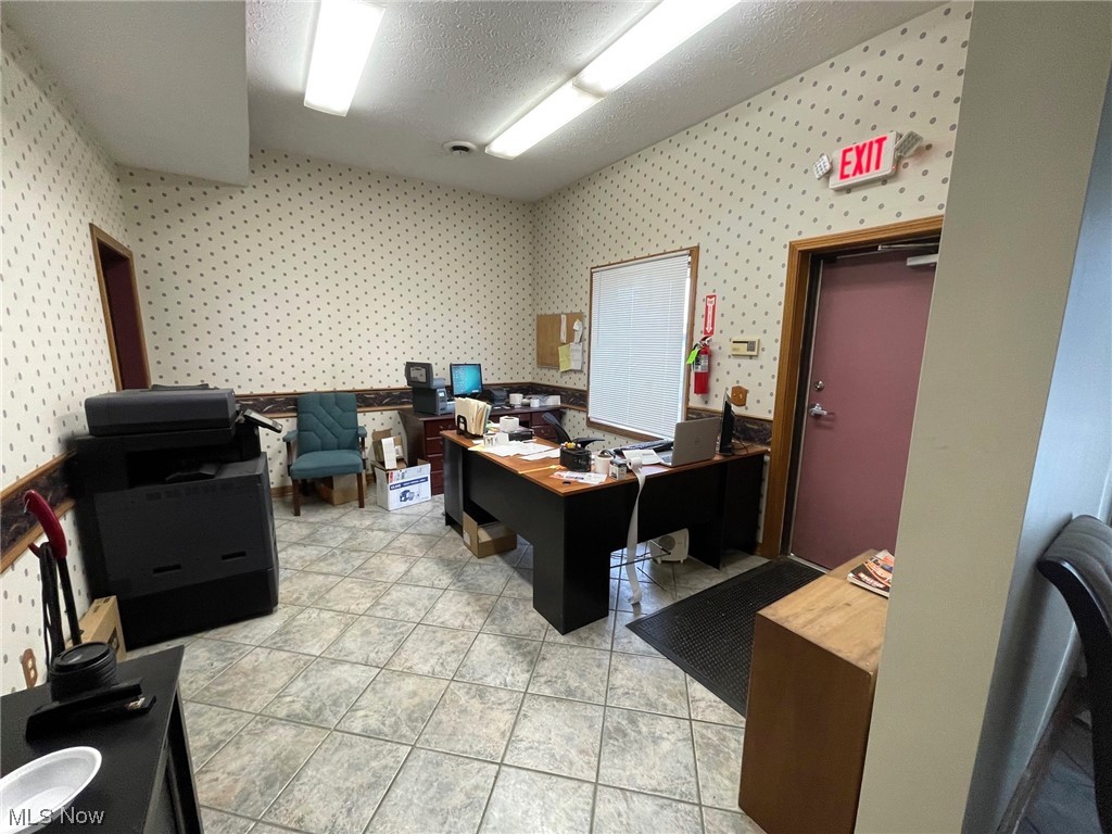 Canton City - Commercial Sale