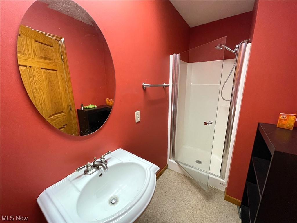 Canton City - Commercial Sale