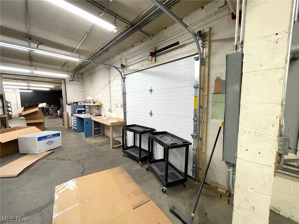 Canton City - Commercial Sale