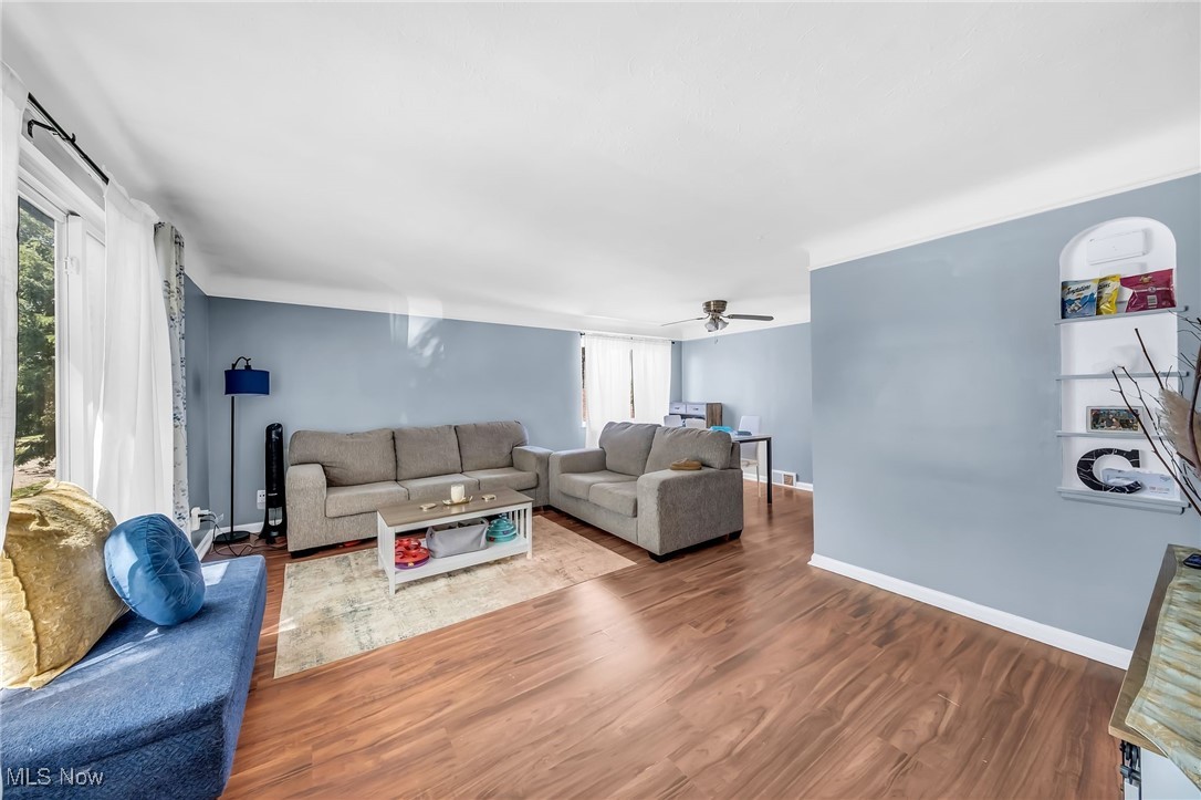 5610-5612 Warwick Drive