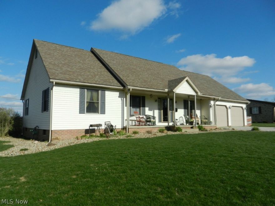 Very nice updated Ranch home in Triway with nice open floor plan. Great lot and location. Fenced yard, 2-car attached garage, open great room with gas log fireplace.