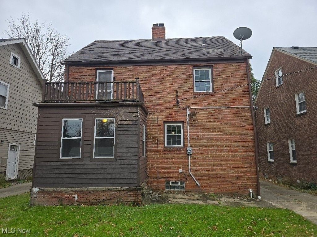 Photo of 3649 Antisdale Avenue, Cleveland Heights, OH 44118 (MLS # 5174743)