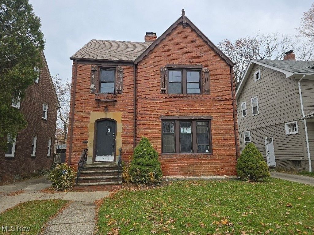 Photo of 3649 Antisdale Avenue, Cleveland Heights, OH 44118 (MLS # 5174743)