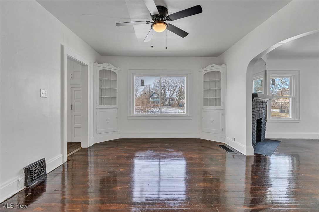 11412 Tuscora Avenue