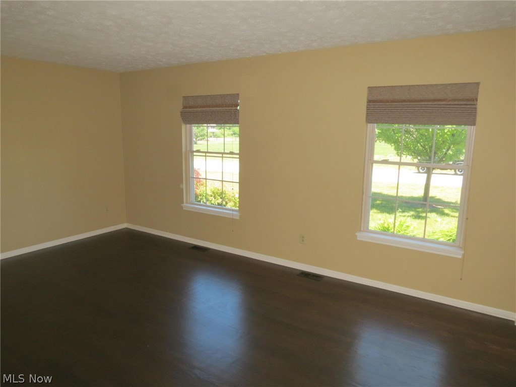 Seasons Estates - Residential