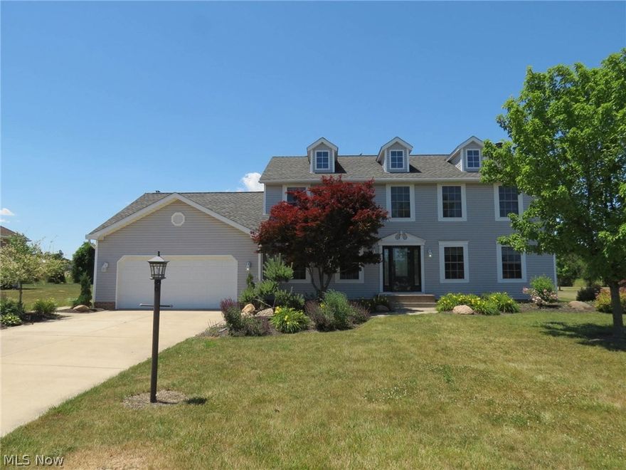 Remodeled home in a great neighborhood. Brand new carpet throughout entire upper floor, oak hardwood and tile throughout bottom floor. Finished basement, lots of storage. Stainless appliances in kitchen including a brand new fridge still under warranty. Turnkey, spacious, plenty of room for a larger family. Garage has a huge storage area in front of car spots. Pella windows, new granite hearth, waterproofed basement, invisible fence... Community features walking trail and close proximity to shopping and parks.