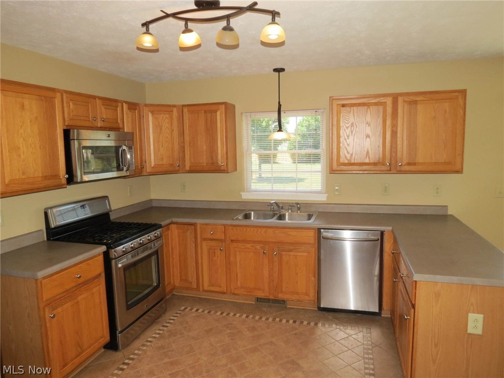 Seasons Estates - Residential