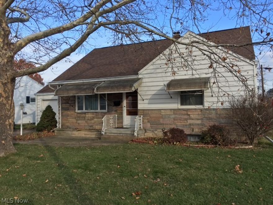 *CLASSIC SANDUSKY NEIGHBORHOOD * 3 OR 4 BEDROOMS * MUCH LARGER THAN IT LOOKS FROM THE OUTSIDE * HARDWOOD FLOORS * KNOTTY PINE FINISHED LOWER LEVEL WITH BUILT-IN BAR * NEWER- R00F, WINDOWS, FURNACE (HI-EFF), & MORE * GARAGE, ALL APPLIANCES STAY
