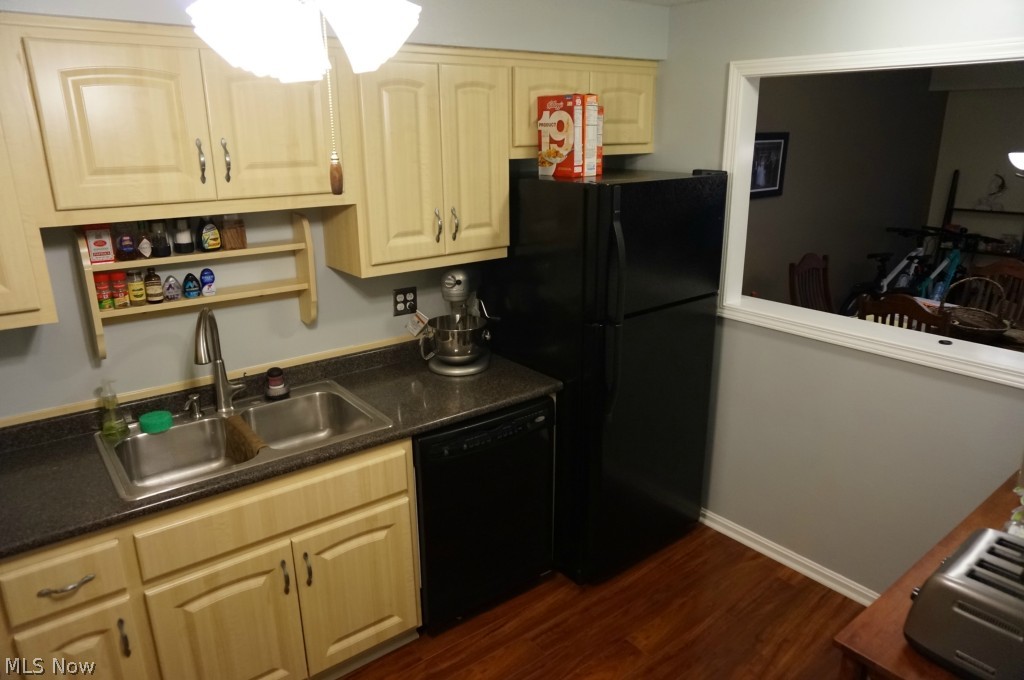 James Place Condo - Residential