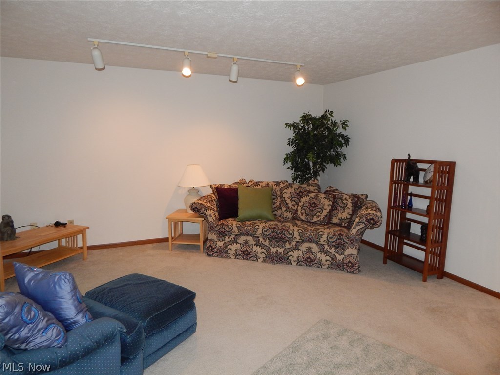 Forest Cr Estate - Residential