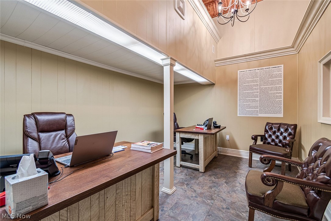 Cadiz Village - Commercial Sale