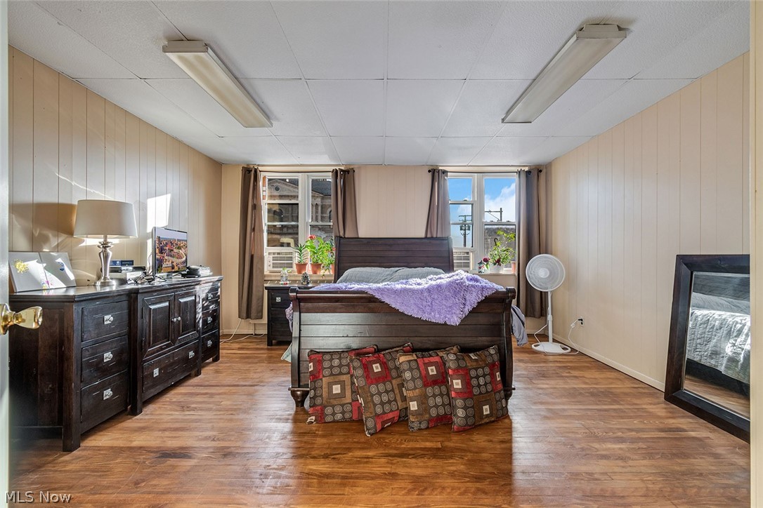 Cadiz Village - Commercial Sale