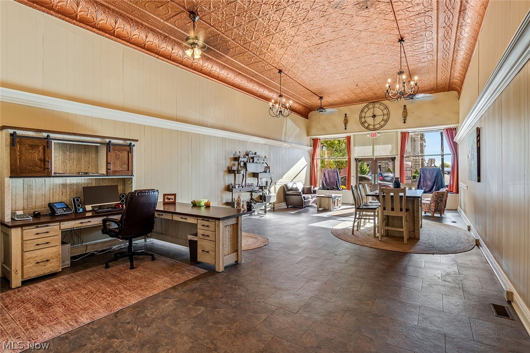 Cadiz Village - Commercial Sale