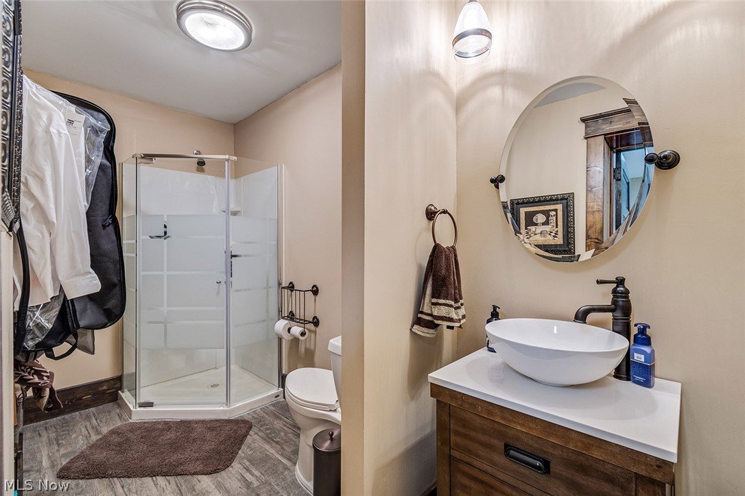 Cadiz Village - Commercial Sale