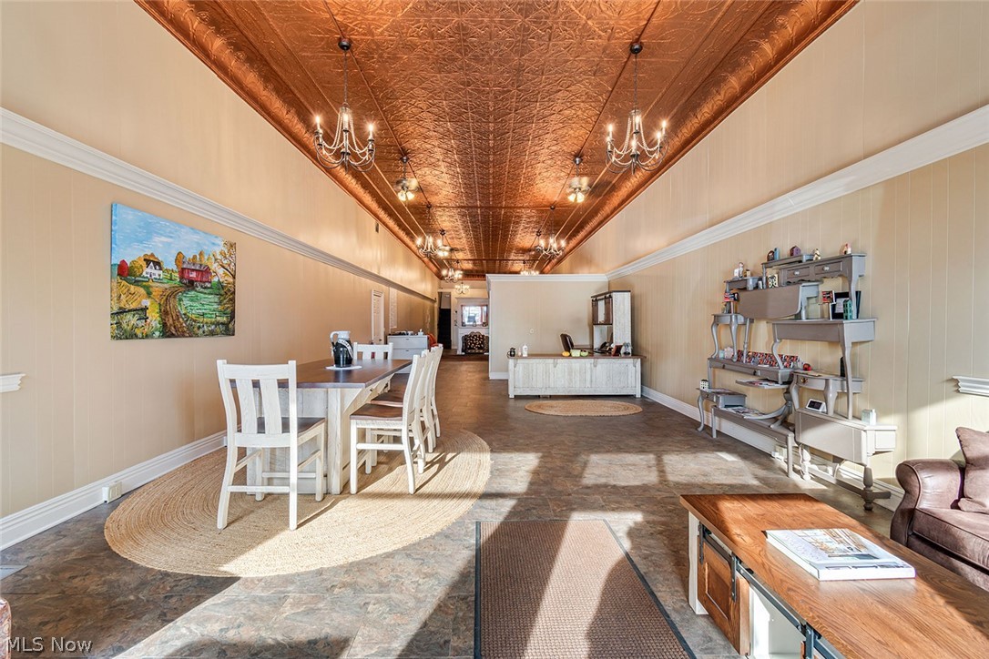 Cadiz Village - Commercial Sale