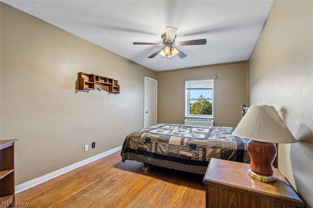 Cadiz Village - Commercial Sale