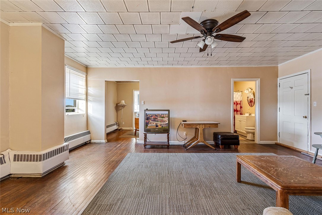 Cadiz Village - Commercial Sale