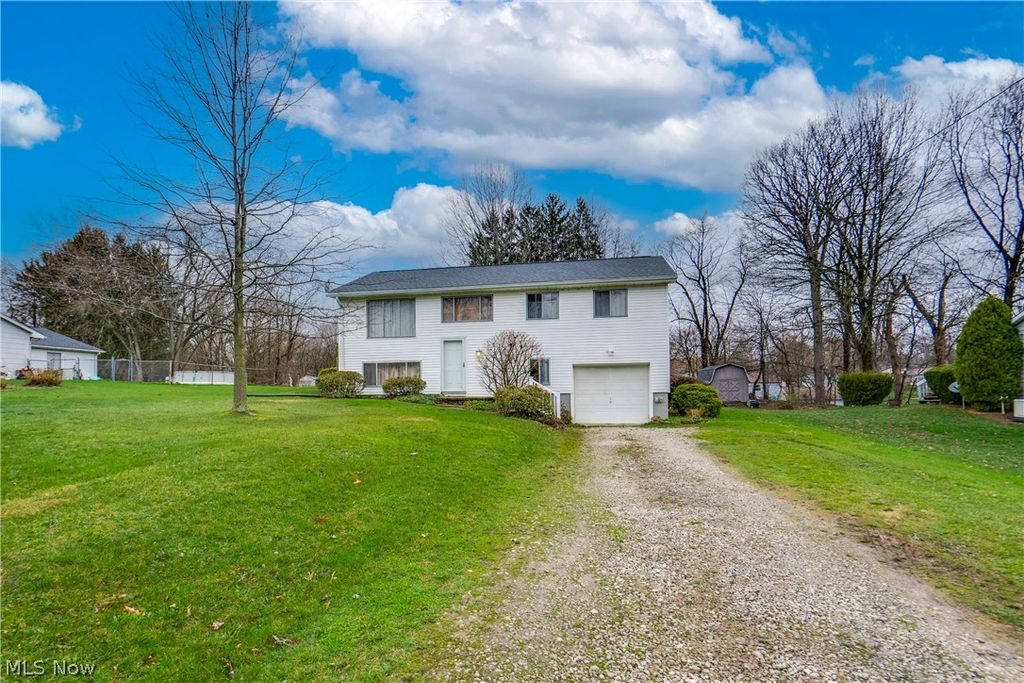 Photo of 5776 Sonata Avenue, Clinton, OH 44216 (MLS # 5193947)