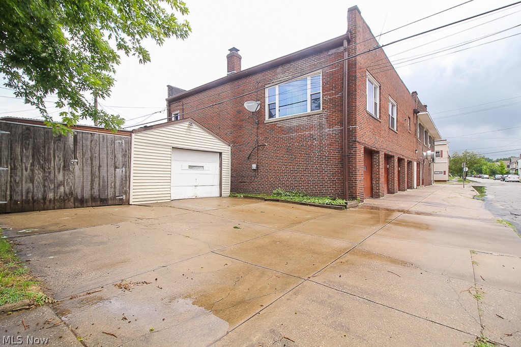 Urban Realty Companys - Commercial Sale