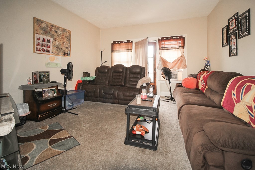 Urban Realty Companys - Commercial Sale