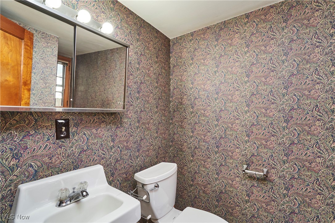 931 Amelia Avenue, Akron, Ohio image 10